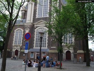 Церковь Westerkerk относится к стилю гол