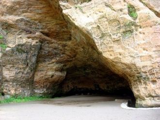 Пещера Гутманя.