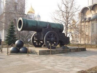 Царь-пушка установлена на Ивановской пло