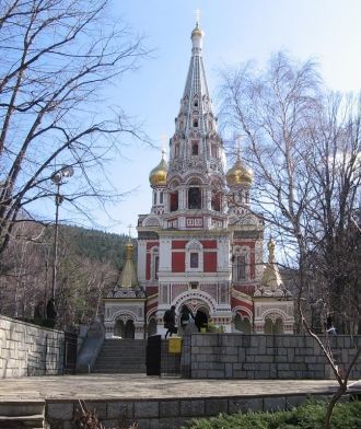Стены храма Шипченского монастыря распис