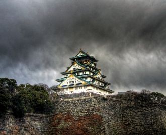 Токугава атаковал замок зимой 1614 года.