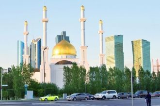 Мечеть Нур-Астана замечательно вписалась