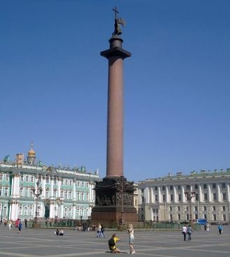 Александровская колонна воздвигнута в ст