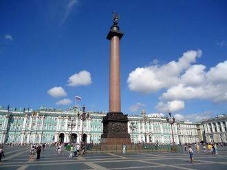 Александровская колонна.Зимний дворец.