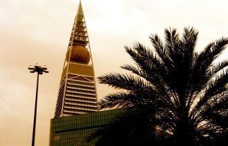Башня имени Аль-Файсалы в Эр-Рияде.