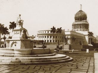 Строящийся Капитолий Гаваны в 1928 году.