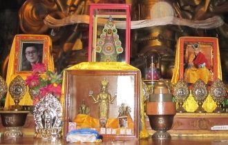 Портреты Далай-ламы XIV и Богдо-гэгэна I