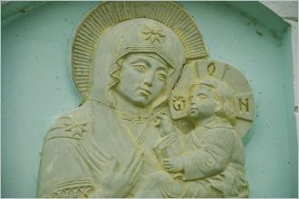 На южной стене собора Грузинской иконы Б