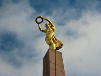 Монумент “Золотая Фрау” , Люксембург. Ви