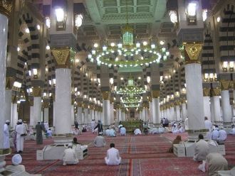 Внутренне убранство мечети. Даже в самую