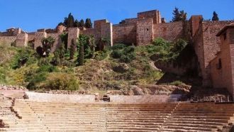 Крепость с древнеримским театром на перв