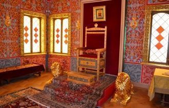 Тронный зал дворца в Коломенском