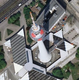 Берлинская телебашня с высоты