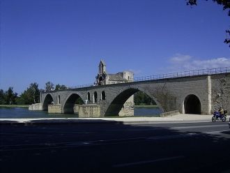 Вид на мост и часовню