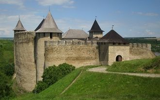 Хотинская крепость (укр. Хотинська форте
