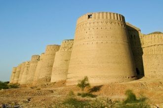 Крепость Деравар – неприступная территор