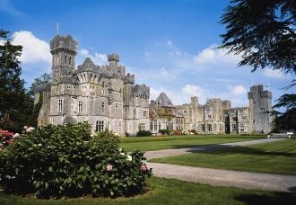 Замок Эшфорд расположен на западе Ирланд