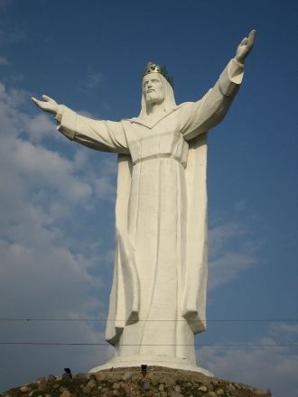 Статуя Христа Царя (польск. Pomnik Chrys