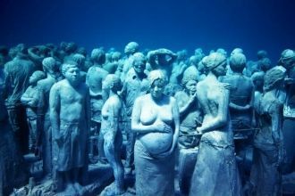 Подводный музей открылся в Канкуне в дек