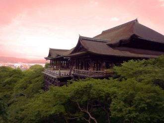 Храм Киёмидзу-дэра в Киото, несущий трад