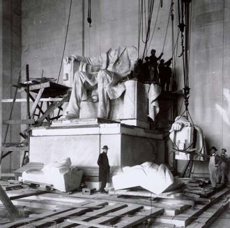 Установка статуи Линкольна, 1920 год