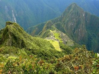 Вид на Мачу Пикчу с вершины горы Мачу Пи