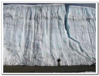 Ледник Фуртвенглер в 2008 году.