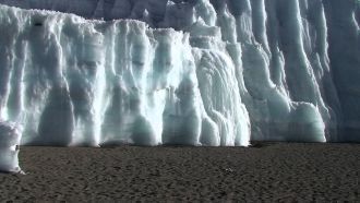 Фуртвенглер ледник можно увидеть в верхн
