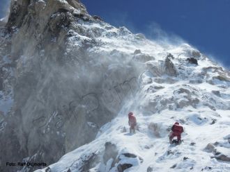 Альпинистов- высотников в этой горе, пре