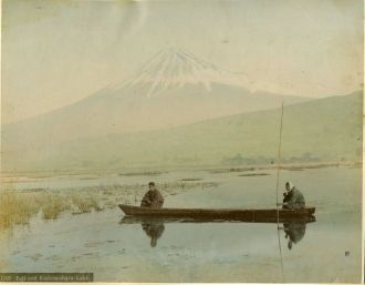 Фудзияма и озеро Касивабара. Старое фото