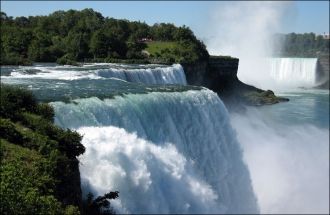Ниагарский водопад - одно из чудес света