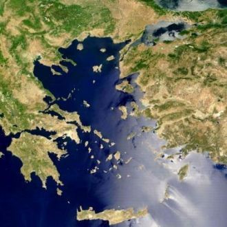 Критское море (Sea of Crete) входит в со
