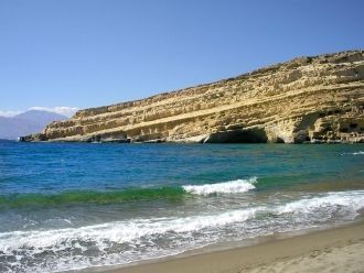 Именно на Критском море больше всего пля