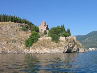 Озеро Охрид расположилось на территории 