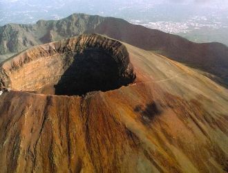 Вулкан Тейде является третьим по объёму 