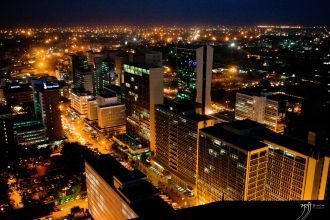 Ночной Найроби