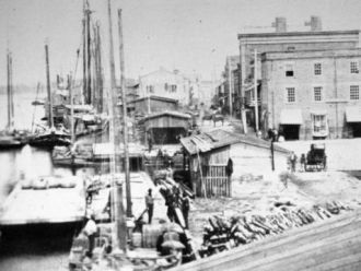 Былые времена в городе Уилмингтона.