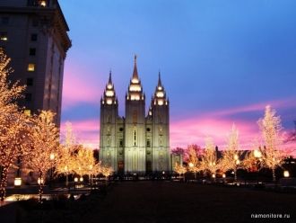 Ночной Солт-Лейк-Сити, церковь Иисуса Хр