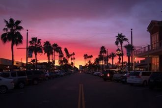 Ночные улицы Скоттсдейла, США, Аризона.