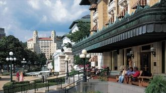 На улицах города