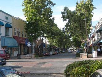 Улица в г. Саннивейл.