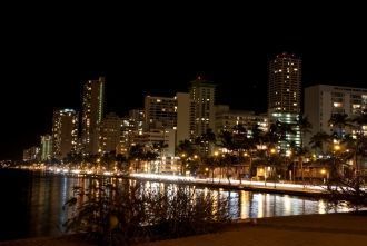 Ночной Гонолулу