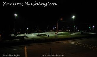 Рентон ночью.