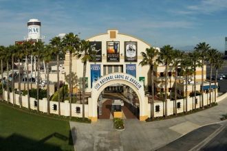 Театр City National Grove of Anaheim.