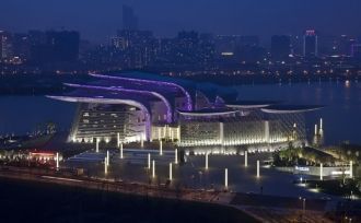 Ночной город Уси