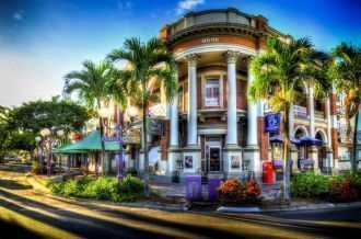 Достопримечательность города Маккай.