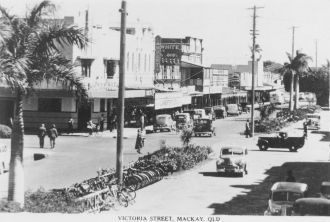 Город Маккай в прошлом времени.