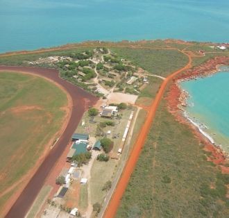 Брум, Австралия.