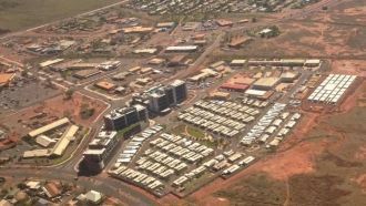 Город Брум с высоты.