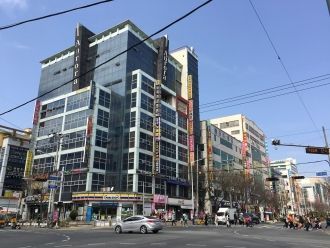 Улица Кимхэ.